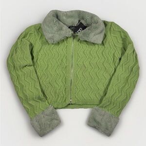 NWT Boohoo Womens  Green  boohoo Faux Fur Collar Chunky Cropped Cardigan Medium